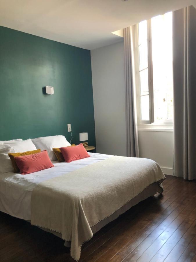 Hotel Des Cymaises Semur-en-Auxois Esterno foto