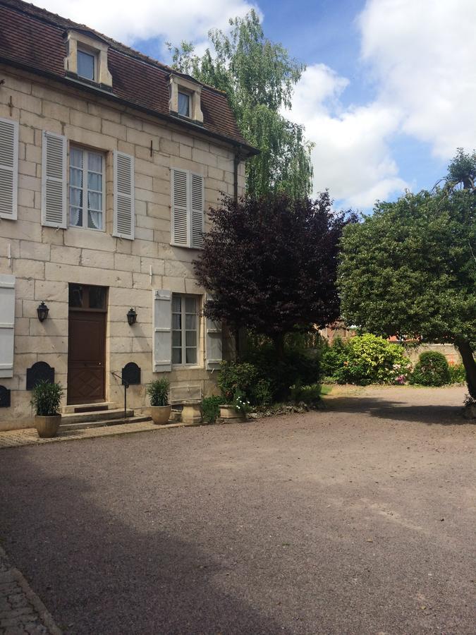 Hotel Des Cymaises Semur-en-Auxois Esterno foto